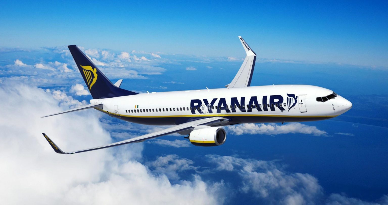 Ryanair Reservations: Booking Online & Flight Cancellation